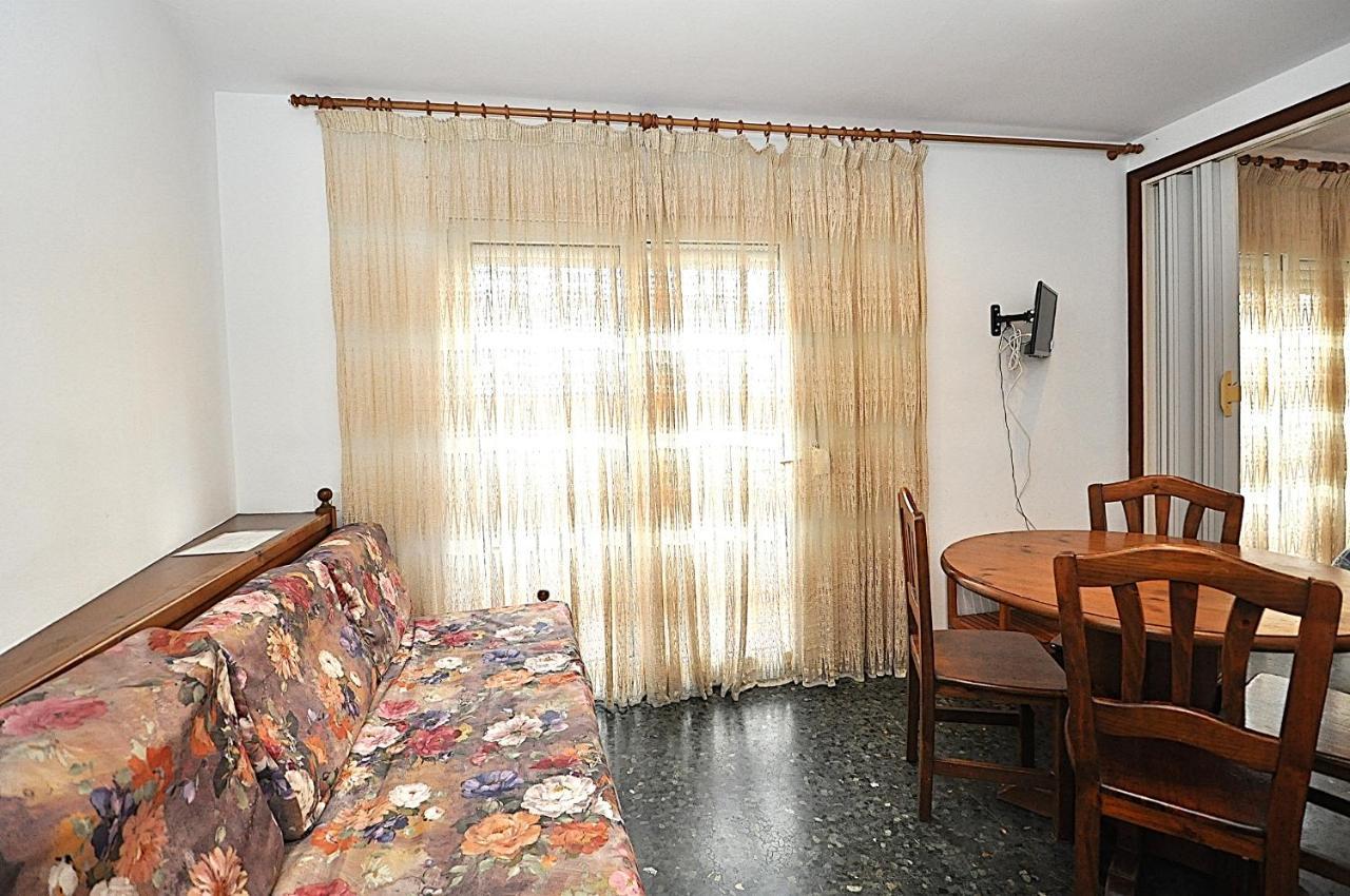 Apartamentos Ar Enjoy Flores Λορέτ Ντε Μαρ Εξωτερικό φωτογραφία